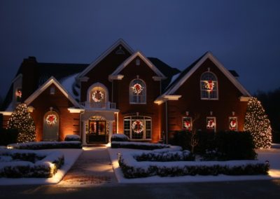 Ultimate Holiday Lighting Servicing all of Metro Detroit