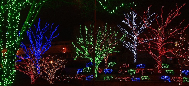 Ultimate Holiday Lighting Servicing all of Metro Detroit